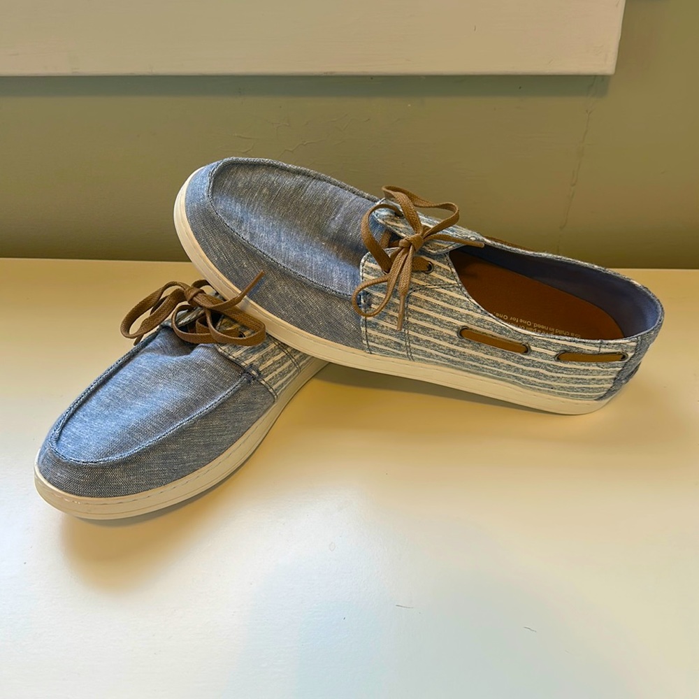 Toms men’s boat shoes size 11